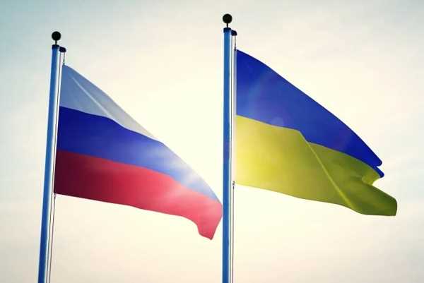 मारियुपोल में वितरित हो रहे रूसी पासपोर्ट : यूक्रेनी अधिकारी